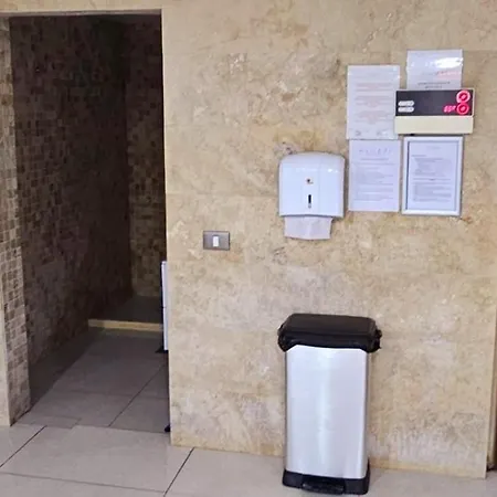 Bellevue Piscina & 公寓 *