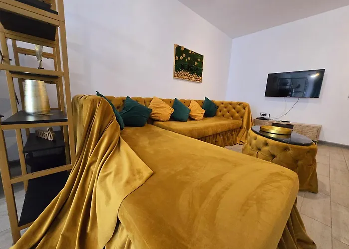 Bellevue Piscina & 公寓