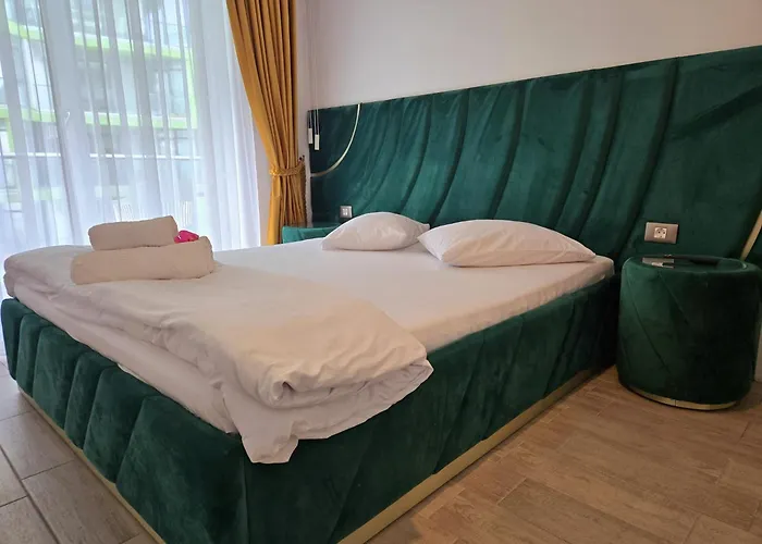 公寓 Bellevue Piscina & 那沃达利