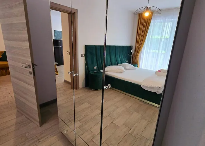 Bellevue Piscina & 那沃达利